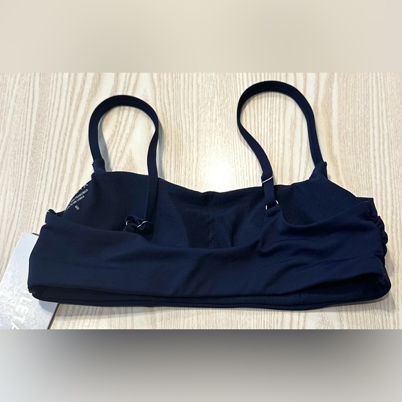 Athleta Scoop Bikini Top Size Small Best for A-C Cups. Navy Blue. - Picture 8 of 15